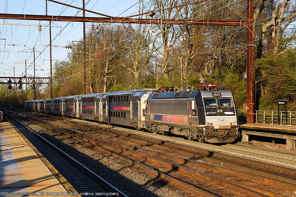 NJT 4642